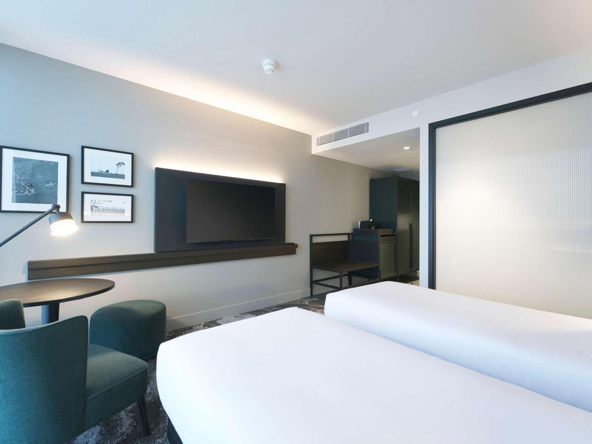 Novotel Melbourne Airport Exterior foto